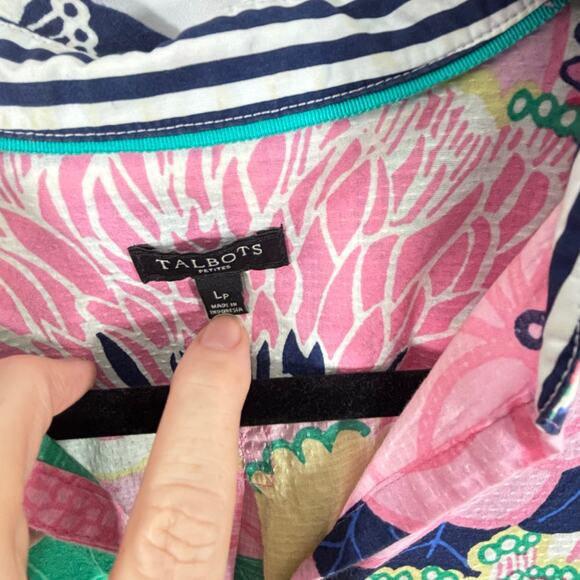 Talbots Women’s Size LP Long Sleeve V-Neck Floral Clip Dot Popover Blouse - Picture 5 of 6